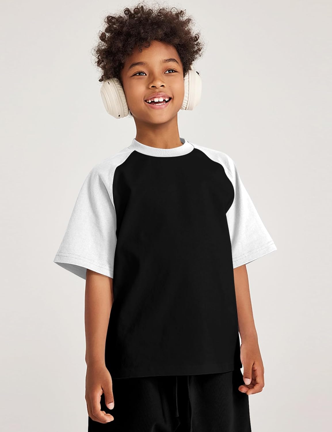 COZYPOIN Boys Girls 2-Piece Summer Outfit - Raglan Crewneck T-Shirt Shorts