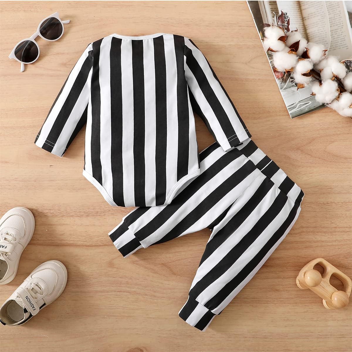 XElement Halloween-Bapedoo Black White Striped Newborn Halloween Costumes